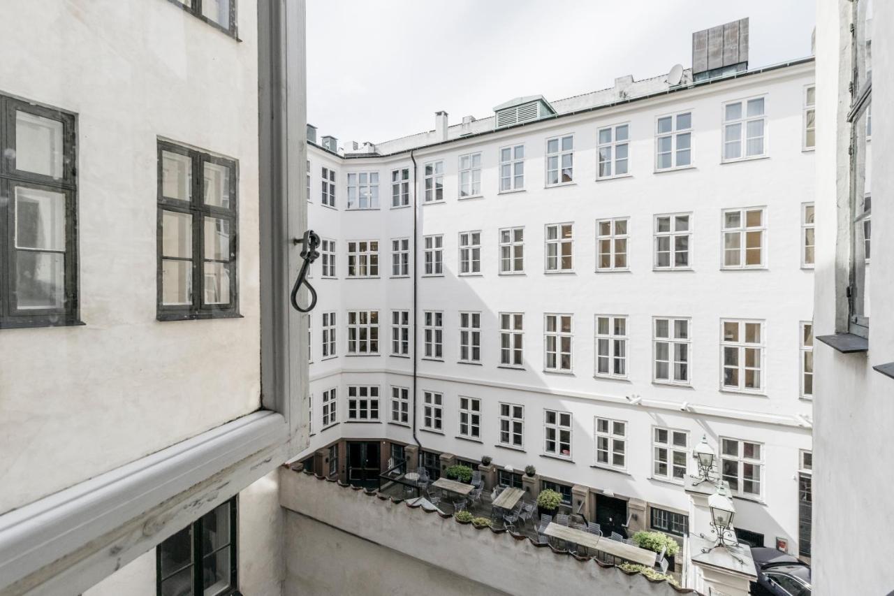 Large Apartment With Canal View In Central Cph City Копенгаген Экстерьер фото