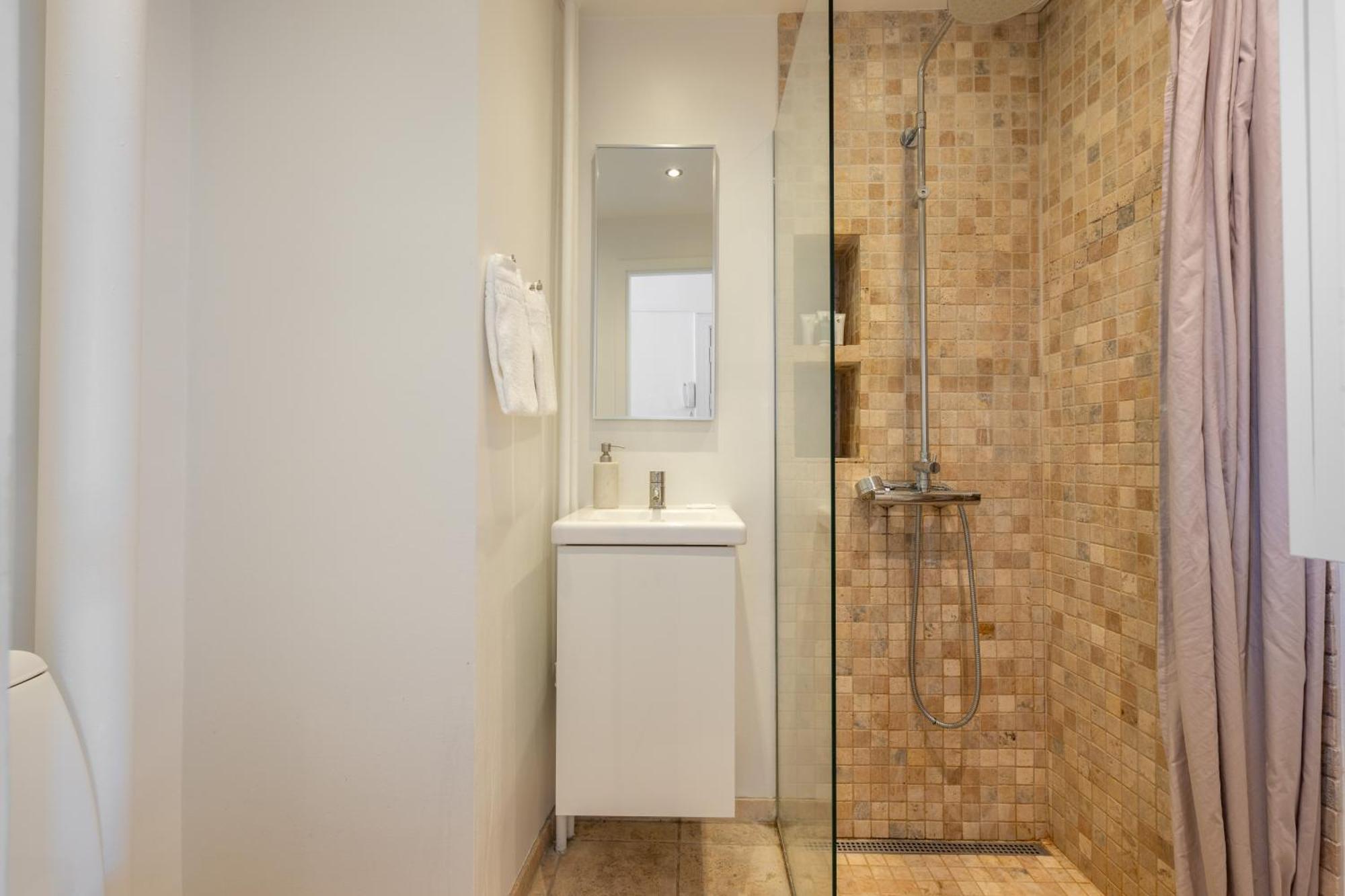 Large Apartment With Canal View In Central Cph City Копенгаген Экстерьер фото