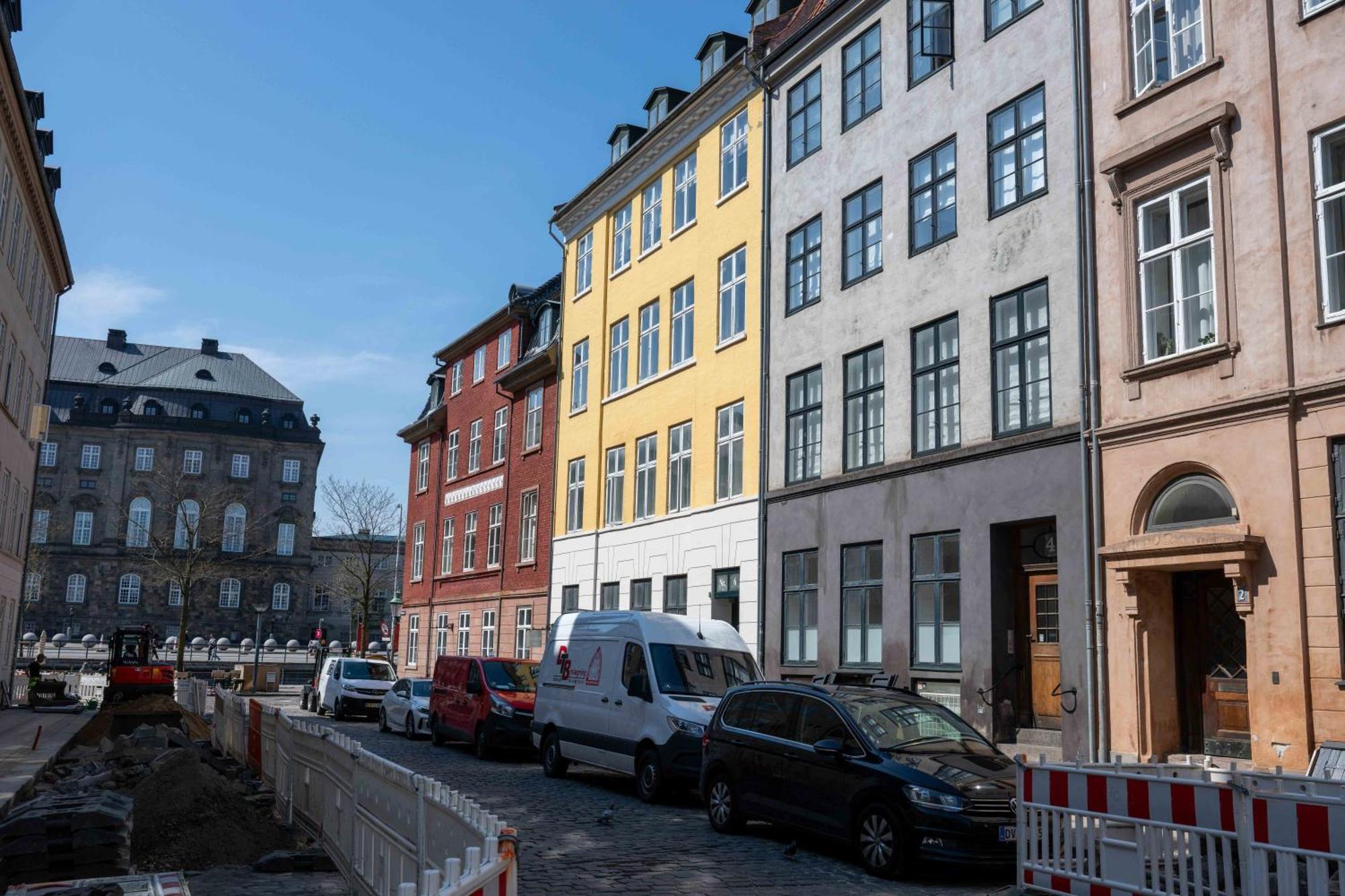 Large Apartment With Canal View In Central Cph City Копенгаген Экстерьер фото